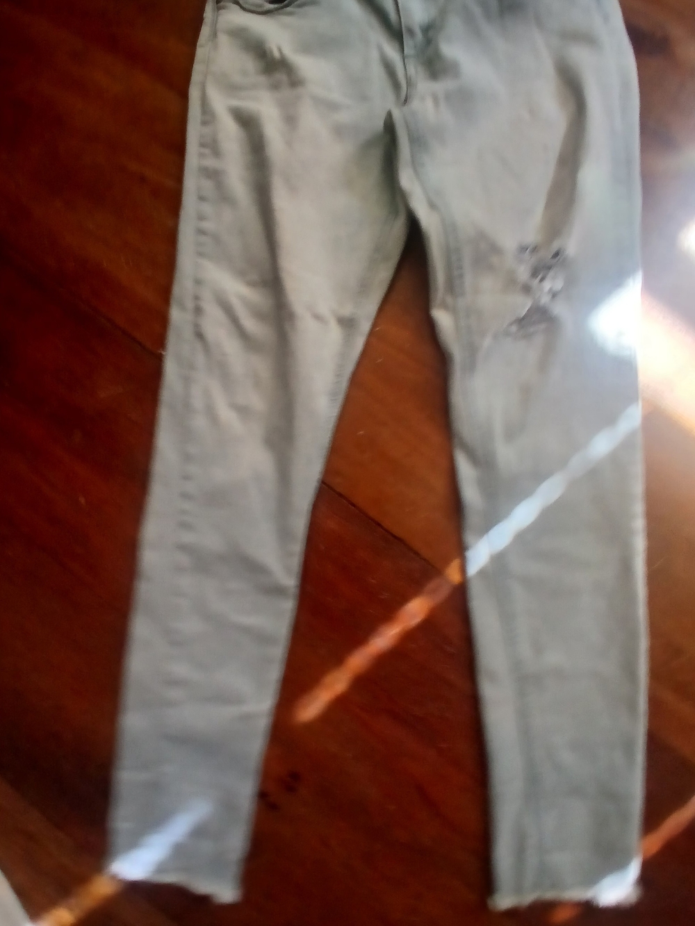 Indigo Rein Stretch Distress Jeans Sz 11.